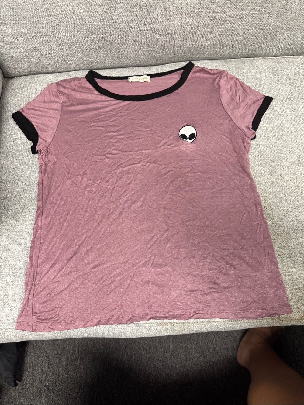 french pastry mauve ringer tee with alien patch